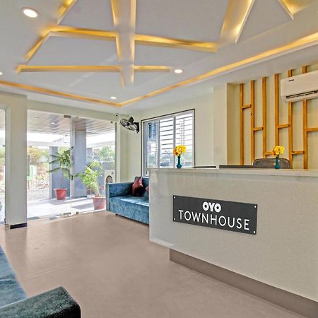 Townhouse Md Star Hotel Nagpur Luaran gambar